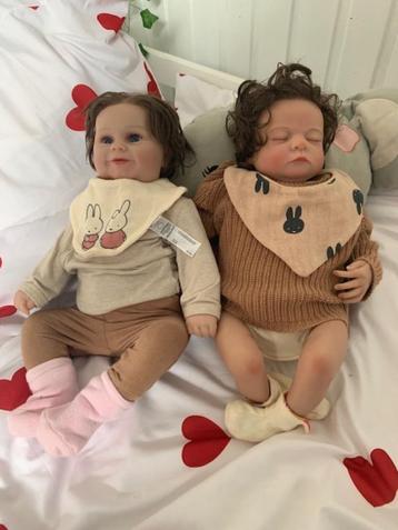 Levensechte babypoppen beschikbaar voor biedingen