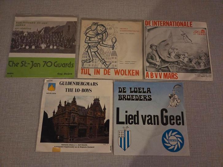 5 x single varia Vlaams, prix du forfait possible, CD & DVD, Vinyles Singles, Comme neuf, Enlèvement ou Envoi
