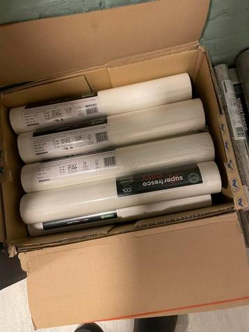 Lot behangpapier beschikbaar voor biedingen