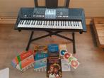 Yamaha PSR E423 avec pédale standard et accessoires, Musique & Instruments, Enlèvement, Yamaha, Avec pied