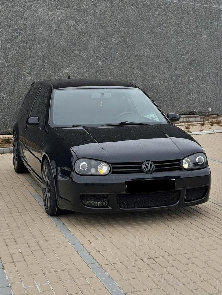 Golf 4 1,6i kit R32, Autos, Volkswagen, Particulier, Golf, Android Auto, Essence, Enlèvement
