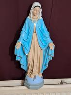 Vierge de 53 cm de hauteur. avec une signature pas très lisi, Antiquités & Art, Antiquités | Objets religieux, Enlèvement ou Envoi