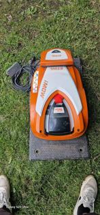 Robot tondeuse stihl 800m2, Ophalen, Zo goed als nieuw
