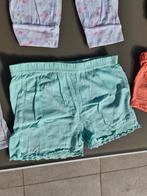 groene korte broek 104-110, Kinderen en Baby's, Ophalen, Zo goed als nieuw, Broek