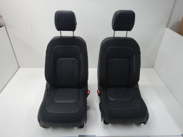 Land Rover Defender L8B2 Voorstoelen Links en Rechts Leder-S, Auto-onderdelen, Interieur en Bekleding, Land Rover, Gebruikt, Ophalen of Verzenden