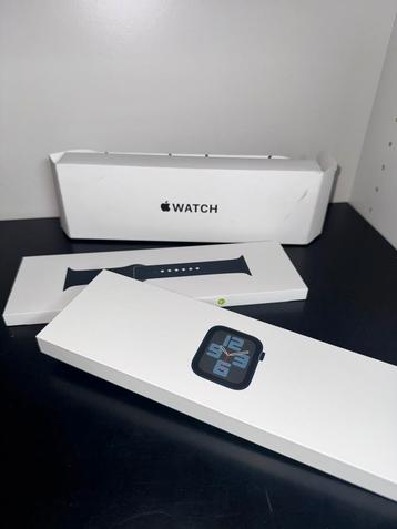 Apple Watch SE (2e generatie) – 44mm Midnight beschikbaar voor biedingen