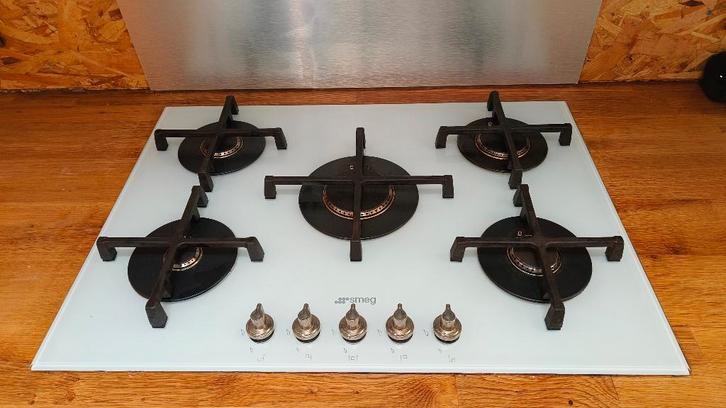 Gaskookplaat SMEG wit, Elektronische apparatuur, Kookplaten, Gebruikt, Inbouw, Gas, 5 kookzones of meer, Ophalen