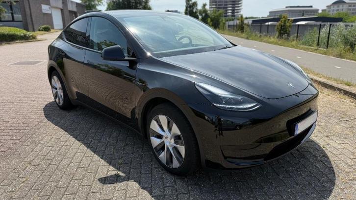 TESLA MODEL Y RWD - SOLID BLACK 2024, Auto's, Tesla, Particulier, Model Y, 360° camera, ABS, Achteruitrijcamera, Adaptive Cruise Control