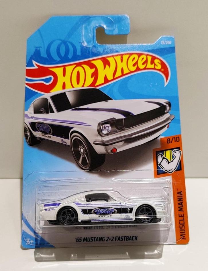 Hot Wheels '65 Mustang 2+2 Fastback Wit Detroit Speed (2017), Hobby en Vrije tijd, Modelauto's | Overige schalen, Ophalen of Verzenden