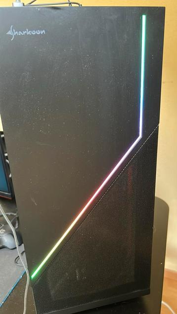Gaming pc beschikbaar voor biedingen