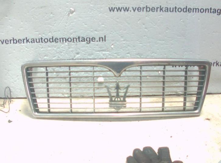 GRILLE Maserati Bi-turbo (01-1970/-), Auto-onderdelen, Carrosserie, Maserati, Gebruikt
