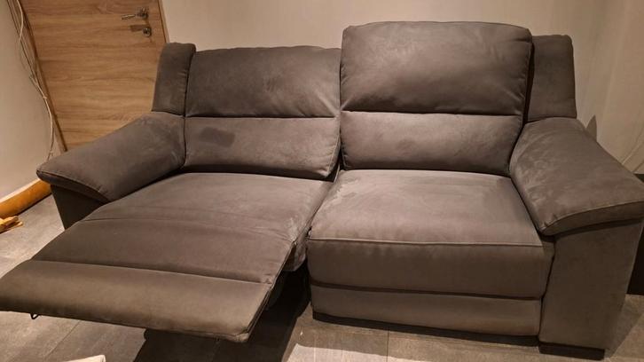 Salon 2 zit en  2.5 zit zetel kleur grijs leer dain, Maison & Meubles, Canapés | Salons, Cuir, Enlèvement