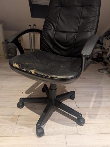 Chaise de bureau beschikbaar voor biedingen
