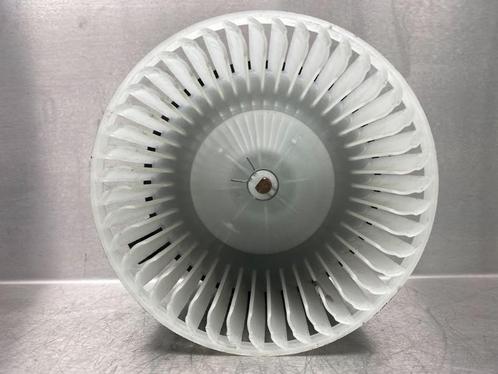 KACHEL VENTILATORMOTOR Nissan NV 200 Evalia (M20M) (NV200), Auto-onderdelen, Airco en Verwarming, Nissan, Gebruikt