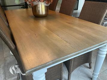 Eettafel L220/B100/H77 beschikbaar voor biedingen