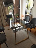 Table à manger/bureau en verre fumé MADE.COM, Maison & Meubles, Tables | Tables à manger, 100 à 150 cm, Quatre personnes, Verre