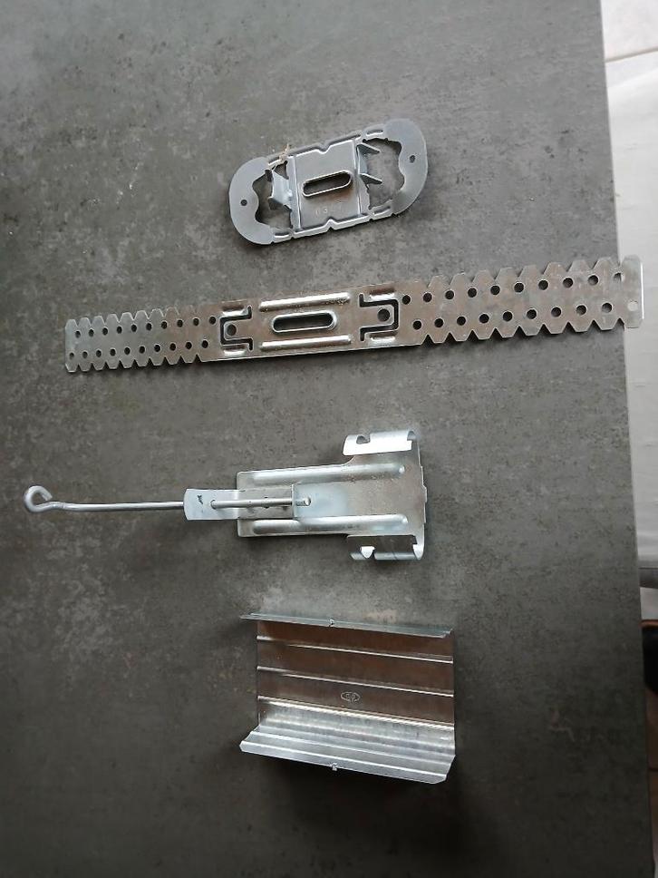 Métal stud, Bricolage & Construction, Métaux, Comme neuf, Enlèvement