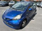 Toyota Aygo 5 deurs benzine, Auto's, Toyota, Voorwielaandrijving, Stof, Zwart, 4 cilinders