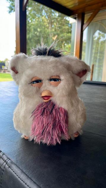 Furby beschikbaar voor biedingen