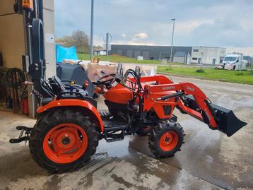 kubota ek261 neuf avec chargeur  disponible aux enchères