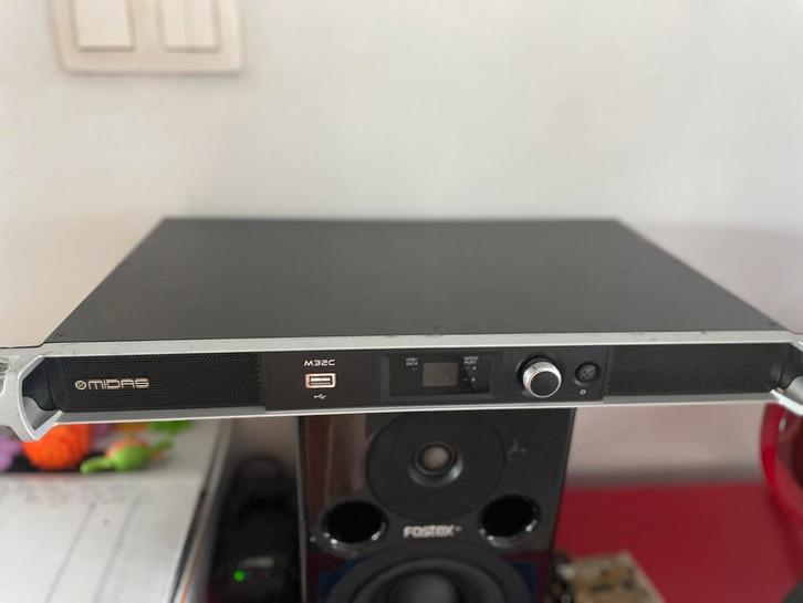 Midas M32C + Behringer X32 Core Digital Rack Mixer, Muziek en Instrumenten, Mengpanelen, Gebruikt, 20 kanalen of meer, Ophalen of Verzenden