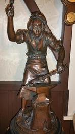 Grande statue en bronze, Bronze, Enlèvement