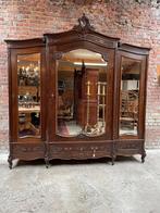 Antieke Franse Louis XV Stijl Driedeurs Kledingkast, Ophalen