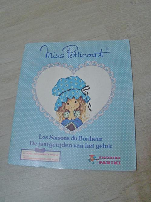 Miss Petticoat de jaargetijden van het geluk  Panini sticker, Verzamelen, Stickers, Overige typen, Ophalen of Verzenden