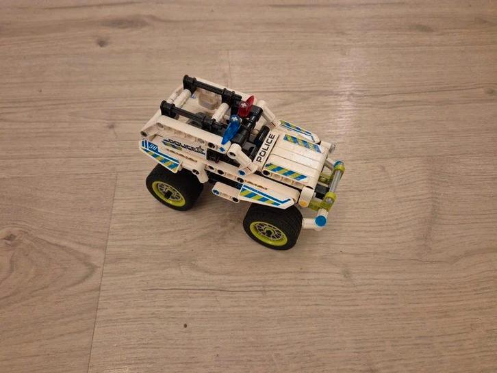 LEGO 42047 Police interceptor pullback, Kinderen en Baby's, Speelgoed | Duplo en Lego, Zo goed als nieuw, Lego, Complete set, Ophalen