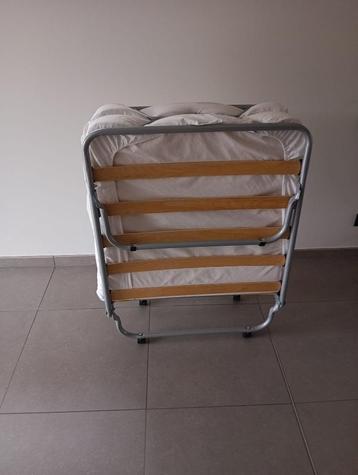 Logeerbed/ kampeerbed beschikbaar voor biedingen