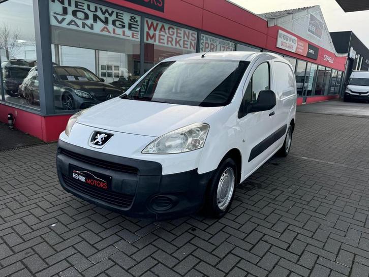 Peugeot Partner 1.6Hdi •Airco• •LICHTE VRACHT•, Auto's, Bestelwagens en Lichte vracht, Bedrijf, Te koop, Peugeot, Diesel, Ophalen