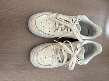 Air force 1 schoenen beschikbaar voor biedingen