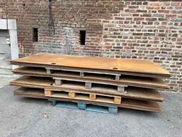 20 metalen rijplaten - met hijshaken en afgeronde hoeken beschikbaar voor biedingen