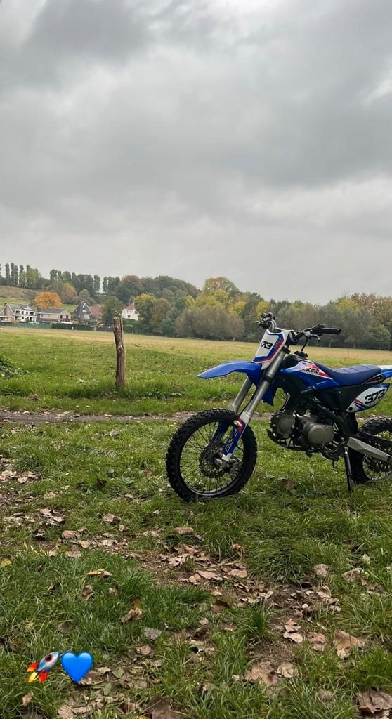 Dirt Bike RFZ Apollo 125cc, Fietsen en Brommers, Brommers | Derbi, Zo goed als nieuw, Ophalen