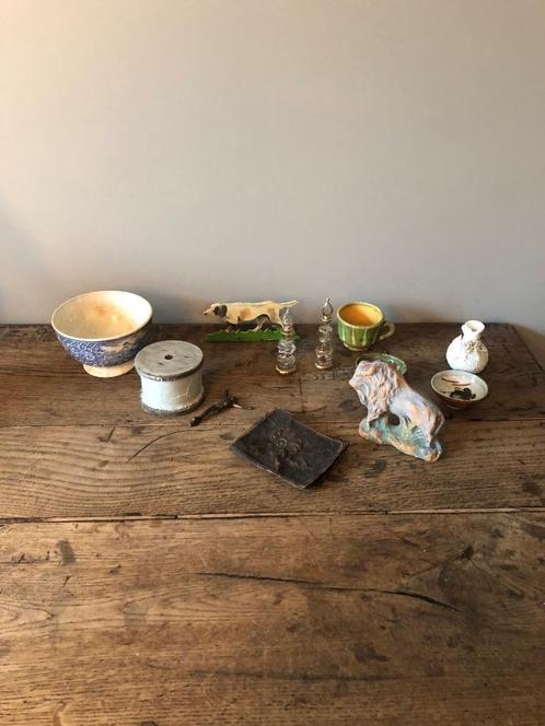 Brocante voorwerpen oa vaasje, flesjes, beeldje, kopjes…, Antiek en Kunst, Curiosa en Brocante, Ophalen of Verzenden