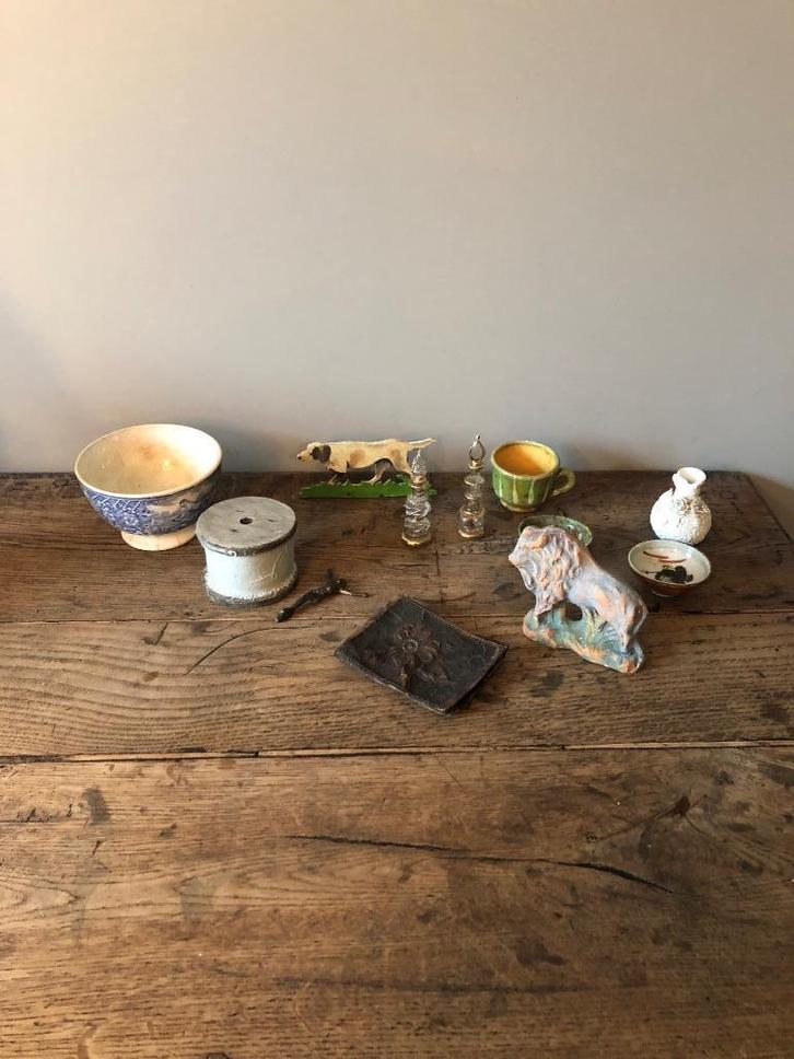 Brocante voorwerpen oa vaasje, flesjes, beeldje, kopjes…, Antiek en Kunst, Curiosa en Brocante, Ophalen of Verzenden