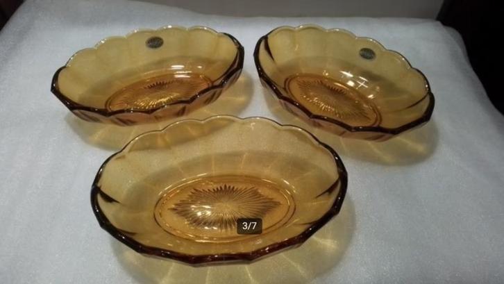 3 sections plates Val St.Lambert, Antiquités & Art, Antiquités | Verre & Cristal, Enlèvement