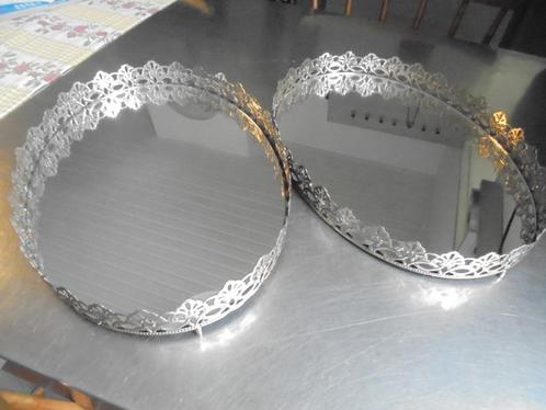 2 elegante ovale spiegelende sierschotels, Verzamelen, Porselein, Kristal en Bestek, Gebruikt, Bord of Schaal, Overige materialen