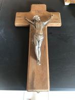Kruisbeeld, Ophalen