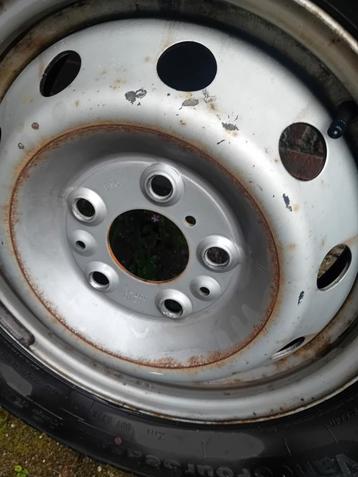 Bestelwagen banden 16  inch beschikbaar voor biedingen