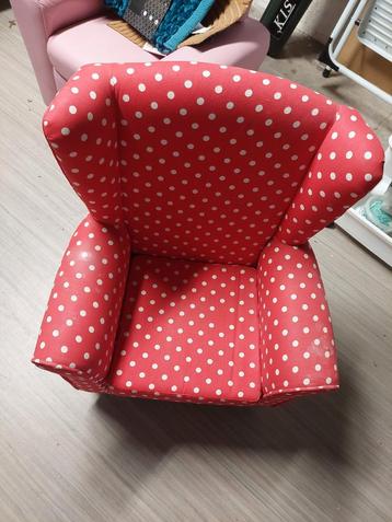 Leuk kinderzeteltje  beschikbaar voor biedingen