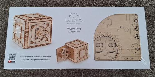 UGears houten modelbouw - werkende kluis (nieuwstaat), Hobby en Vrije tijd, Modelbouw | Figuren en Diorama's, Nieuw, Figuur of Figuren