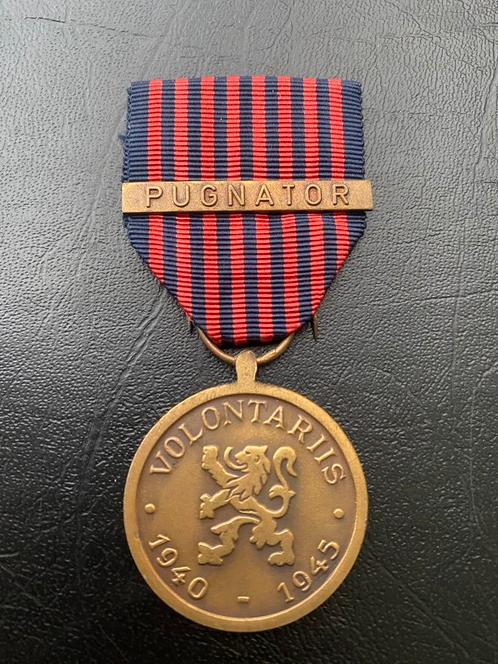 Lot 53: medaille Volontaris 1940 1945, Verzamelen, Militaria | Algemeen, Ophalen of Verzenden