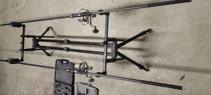 Hele karper uitrusting te koop, Sports nautiques & Bateaux, Pêche à la ligne | Carpes, Enlèvement