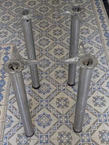 Set inox tafelpoten -Camar- beschikbaar voor biedingen