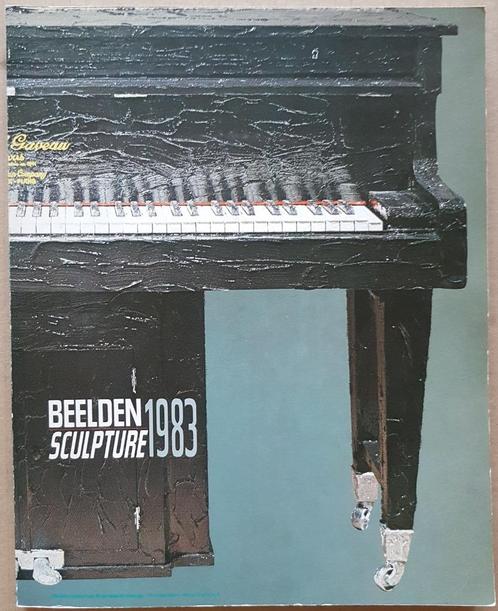 Beelden / Sculpture 1983 - Rotterdamse Kunststichting, Livres, Art & Culture | Arts plastiques, Comme neuf, Sculpture, Enlèvement ou Envoi