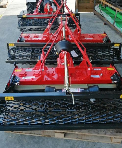 R2 Rinaldi rotoreg rotorkopeg overtopfrees - STOCK OPRUIMING, Tuin en Terras, Overige Tuin en Terras, Zo goed als nieuw, Ophalen
