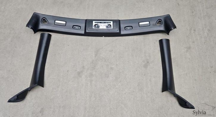 Stijlbekleding voorruit boven en A stijl BMW 1 serie E88 514, Auto-onderdelen, Interieur en Bekleding, Gebruikt, Ophalen of Verzenden