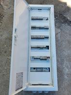 Boîte à fusibles électrique avec 6 fusibles. 16c-20c-380v-2, Bricolage & Construction, Enlèvement, Comme neuf, Autres types