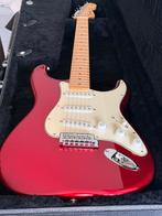 Fender stratocaster candy apple red. Mint!, Enlèvement, Comme neuf, Fender